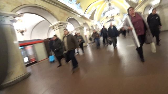 Работа кипит колёса крутятся машины перегоняются