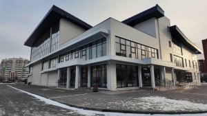 ДОЛГОЖДАННЫЙ БАССЕЙН «АЙСБЕРГ» В СЕВЕРНОМ ОТКРЫТ