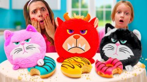 🍬 Голодный Монстрик Рог нашёл тайник с конфетами! Мягкие игрушки Hangry Petz остаются без сладкого