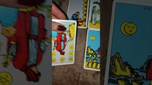 Почему не разрешаешь себе иметь то, что хочешь. Таро расклад