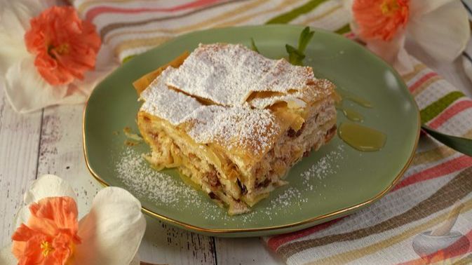 Слоимся по-гречески. БУГАЦА С ТВОРОГОМ И ИЗЮМОМ