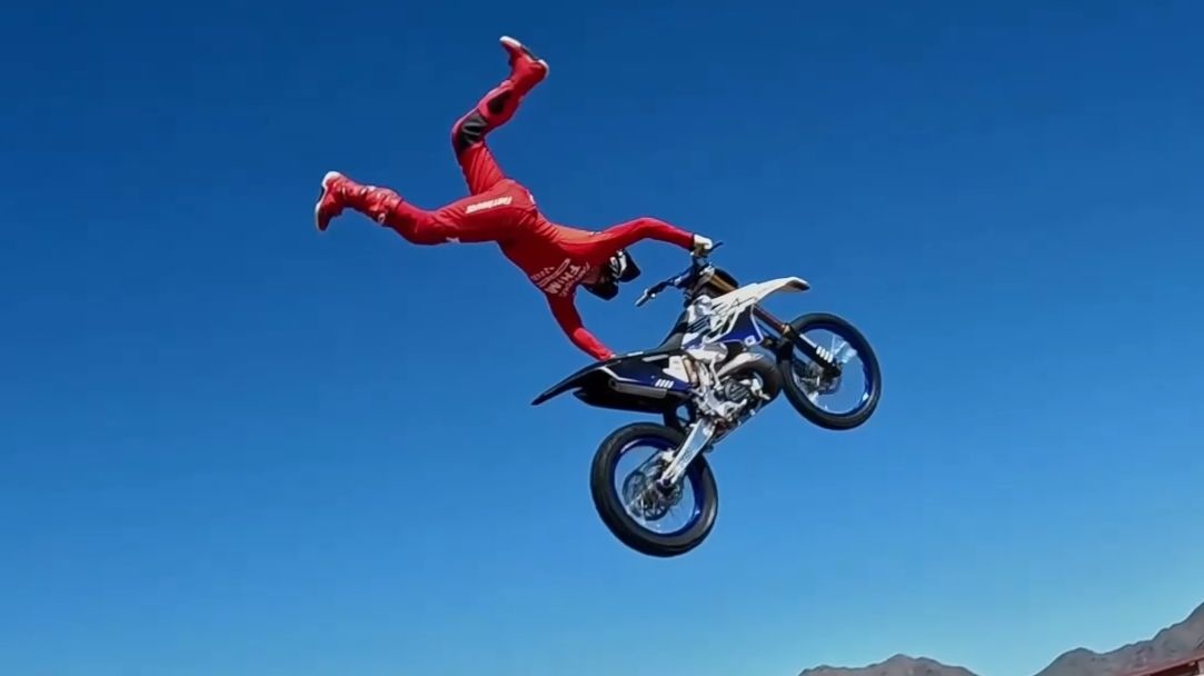 Pantera - Cowboys From Hell  (Motocross)