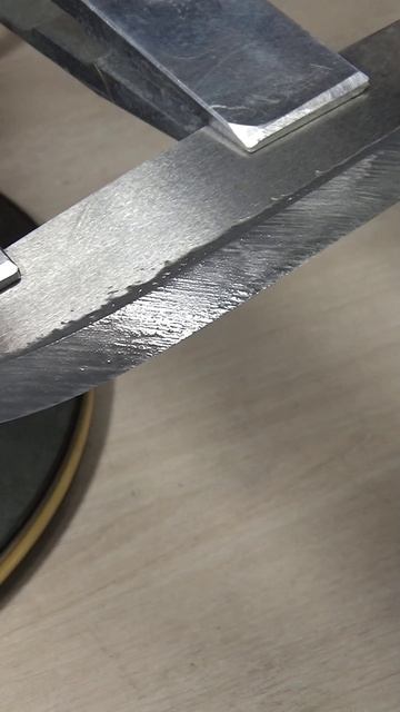 Заточка ножа Beaverknife Сталь PGK #shorts #заточканожа #стальpgk #beaverknife #сканди