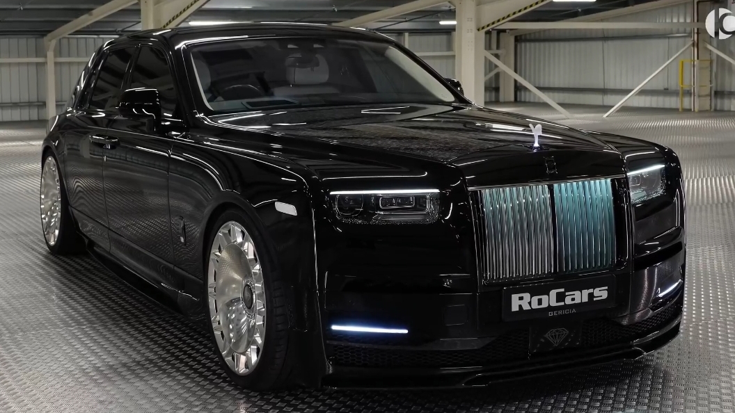 Rolls Royce Phantom by ONYX. Брутальный люксовый седан. Интерьер и экстерьер.