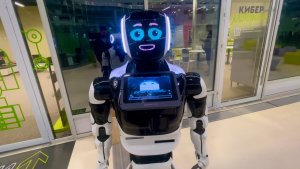 Приехал на двухэтажном аэроэкспрессе в Сколково. Пообщался с роботом. Москва. Эпизод 86.