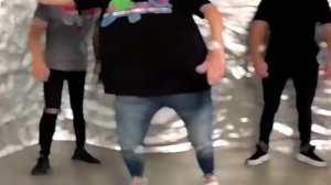 Dans 46 (вышло вместо "Киев эдит")