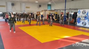 Обучение, работа с оружием...