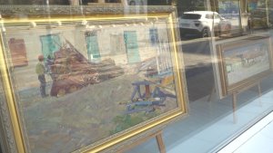 ПСБ представил выставку картин к юбилею крымского художника Петра Столяренко