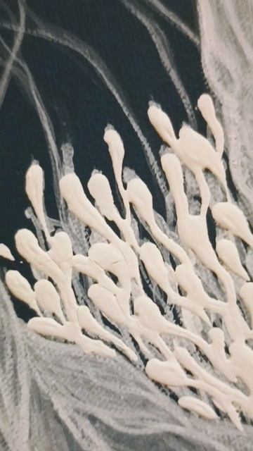 Остался последний штрих. Как золото изменит картину? Следите за продолжением!