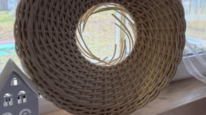 Сплела венок, понравилось. Собираю все материалы. Уезжаем