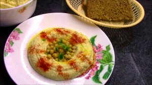 Нежный и очень вкусный хумус.