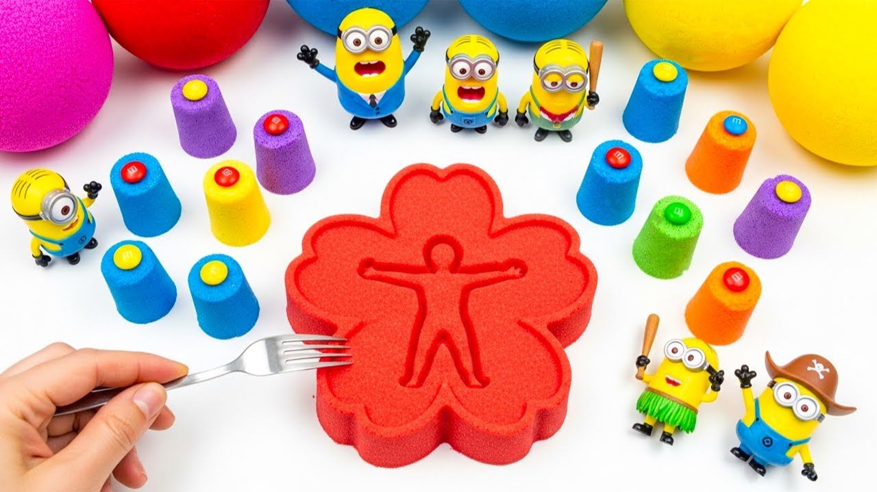 ЛЕПИМ ИЗ КИНЕТИЧЕСКОГО ПЕСКА С МИНЬЕНАМИ ВИДЕОЛЕПКА ВИДЕО МУЛЬТИКИ ДЛЯ ДЕТЕЙ КАНАЛ ИГРАЛКИ-ЗАЛИПАЛКИ