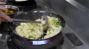 Китайский ресторан. 300 порций в день