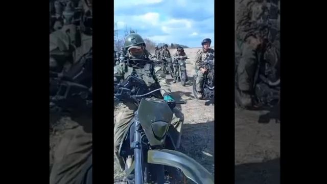 песня Вставай народ.