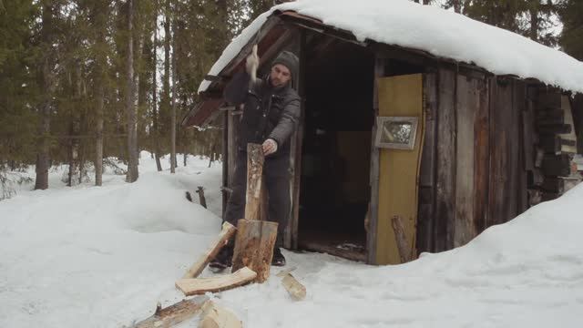 Одиночный поход в тайгу с ночевкой. Нашел избу.