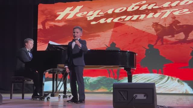 Из к/ф «Неуловимые мстители» смотреть онлайн