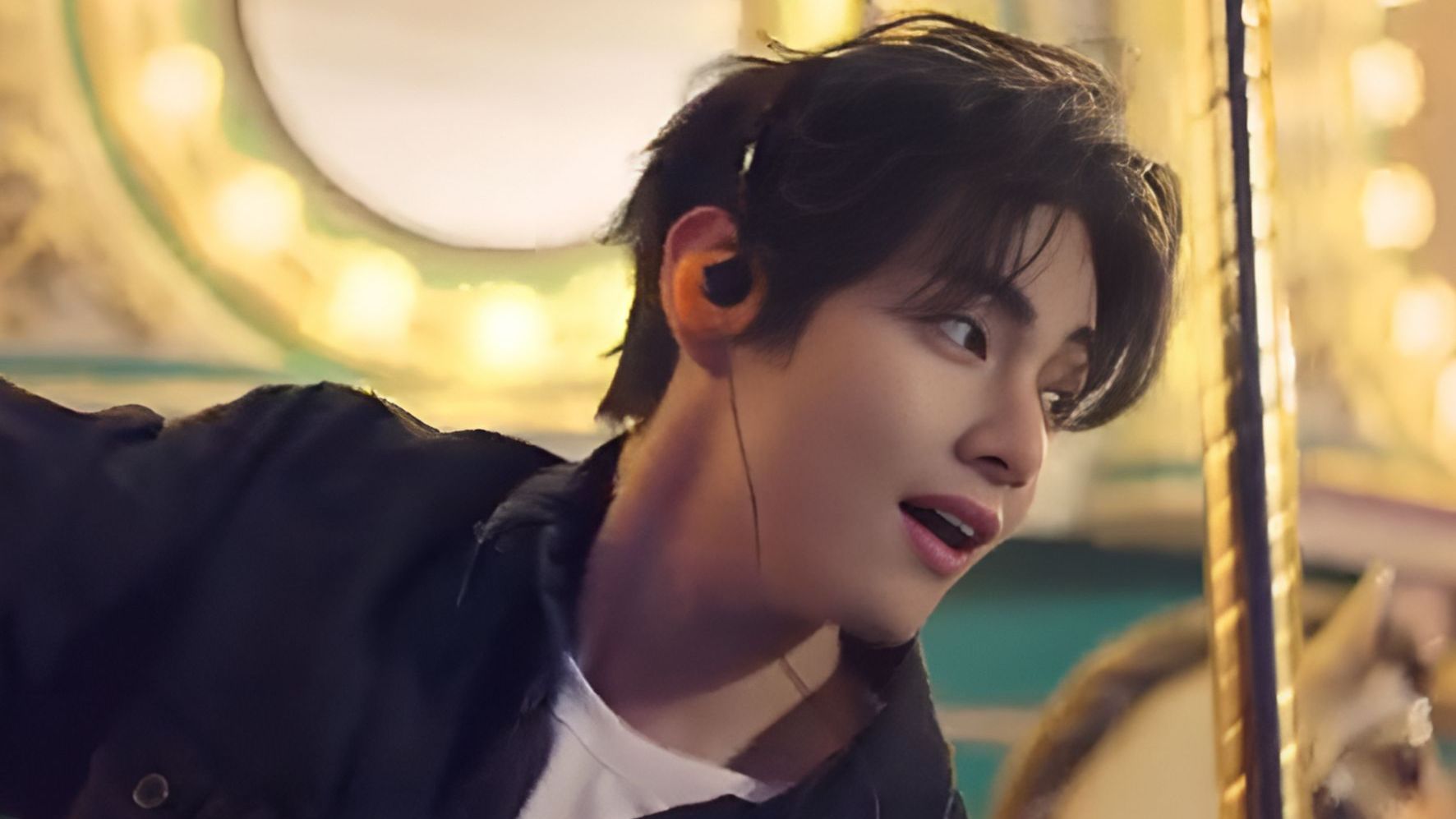 Ким Тэхён. Paradise City смотреть онлайн