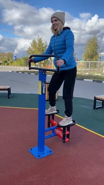 Уличный тренажер степпер AVU030 AVENIR sport - выполнение упражнения