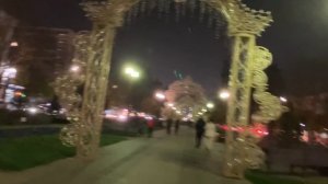 Темная сторона новогодней иллюминации на ул Красная в Краснодаре 2025-2026