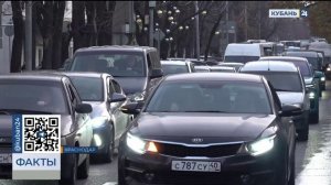 Центр Краснодара сковали пробки из-за реконструкции газопровода около «Авроры»