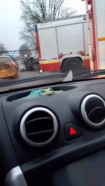 Страшное ДТП на Хваткова   На месте работают спецслужбы