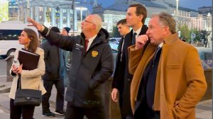 Уиткофф, Кушнер и Дмитриев прогулялись по Москве