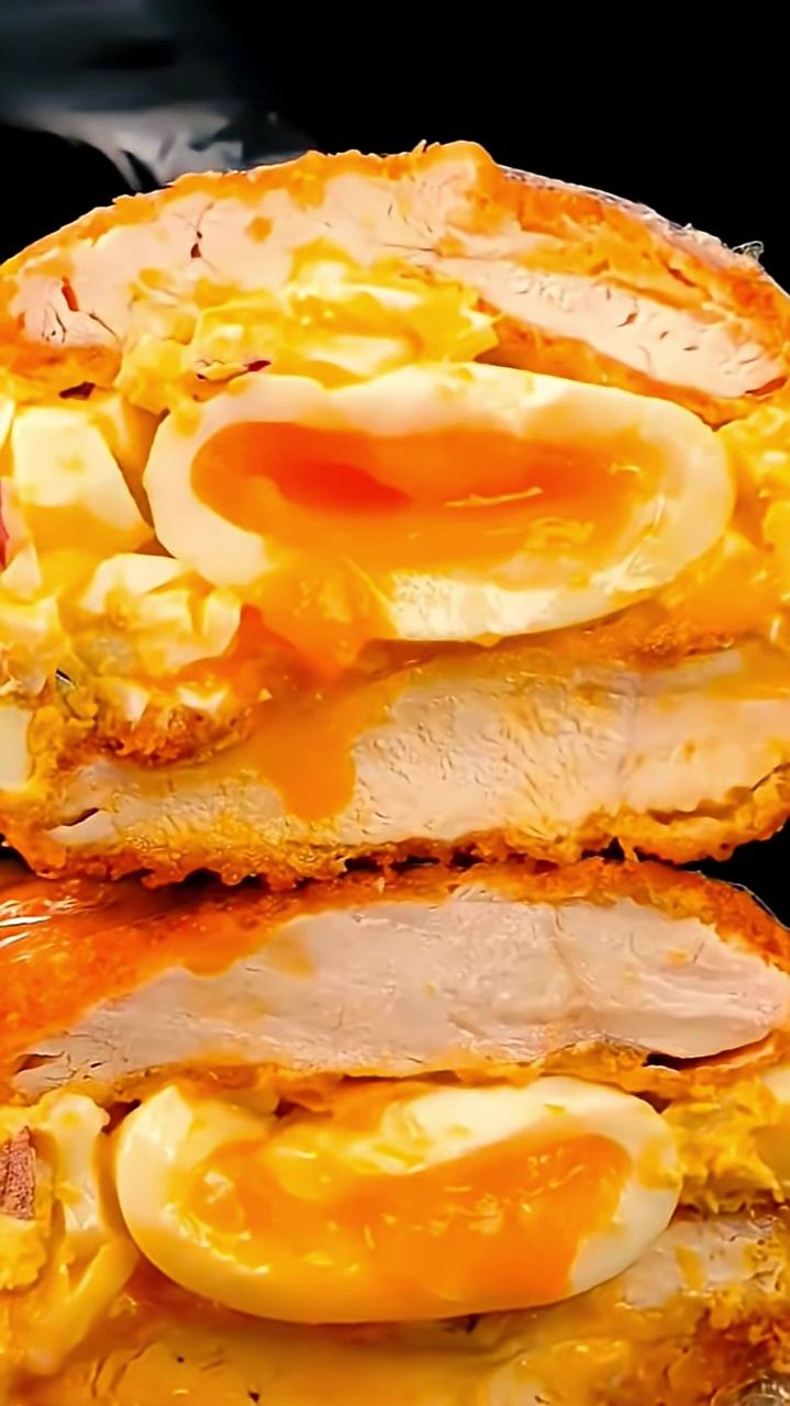 Мясной сэндвич с яйцом