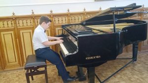 Юнчаков Михаил. 9 лет. 3 класс. Г. Свиридов - Колдун. Из цикла "Альбом для детей"