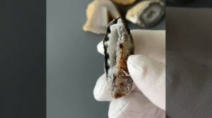 Агат половинка срез