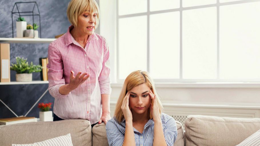 "Меня раздражает моя мать!"