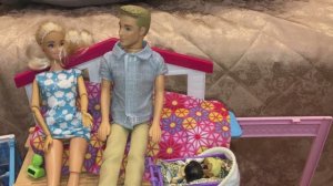 Рождение малышей у кукол барби Кати и Саши весёлое приключение