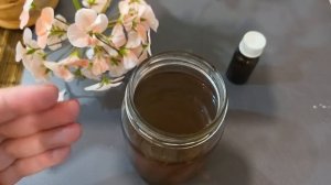 1 Ложка под любой домашний цветок и он позеленеет и зацветет пышной шапкой! Мошки уйдут навсегда