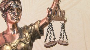 НЕ ПО ЛЮБВИ…