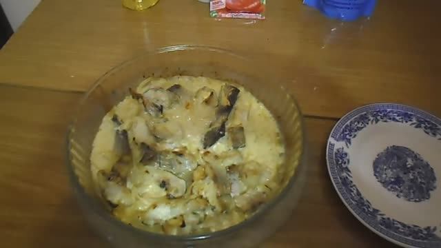 Минтай в духовке с луком и майонезом.Лучший рецепт.Готовится просто и быстро