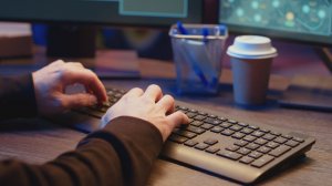 СВЕРХПРИБЫЛЬ МОШЕННИКОВ