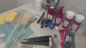 Распаковка заказа Фаберлик по 18 каталогу. Кисти Фаберлик, помада с гилауроном, средства с ретинолом