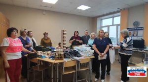 Идёт активная подготовка к празднику ☃️🌲и наши волонтёры готовят новогодние подарочки🐻 бойцам.