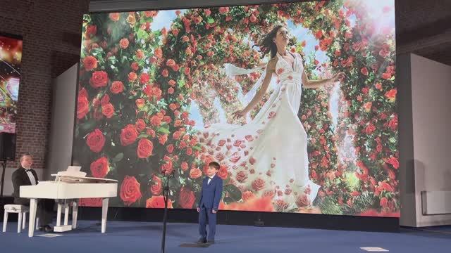 «Песня русского сердца» из к/ф «Мастер» смотреть онлайн