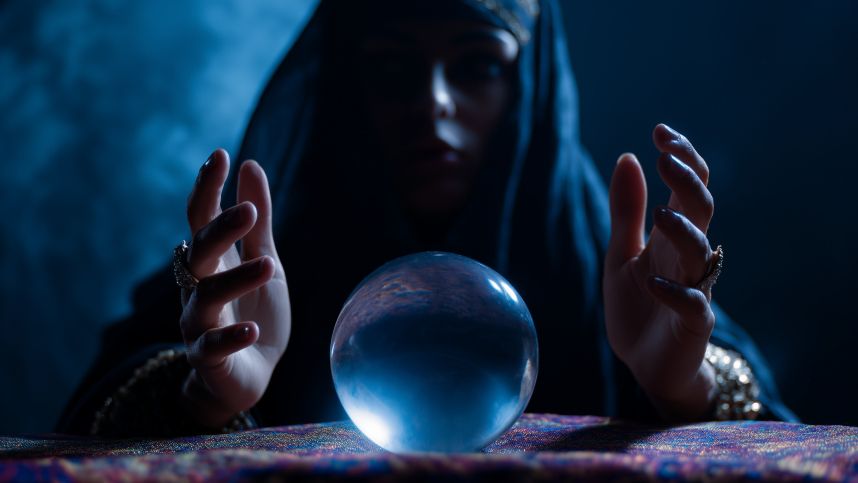 Дома колдунов в Москве: как ученица Мессинга заработала состояние на болеющих людях