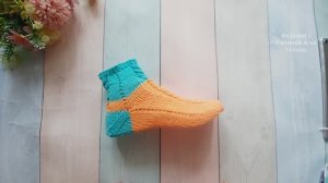 Носки с интересной пяткой.