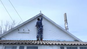 КРАСИМ КОНЁК НА ДОМЕ. ОБЗОР ПОКУПОК - СВЕТОФОР ЧИЖИК. БЕЛКА АТАКУЕТ. ЖИЗНЬ В ДЕРЕВЕНСКОЙ ГЛУШИ.