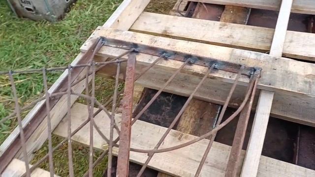 решётка на окошко. увидеть тысячу солнц, сварка по индийски смотреть онлайн