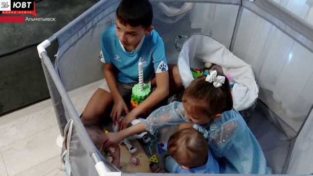 Многодетная мама из Альметьевска рассказала о секретах своего материнства