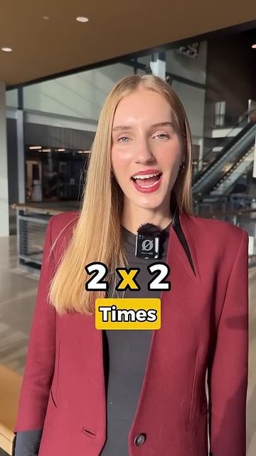 Math symbols in English ➕➖✖️➗#gringa #ariannitalagringa #funny #english смотреть онлайн