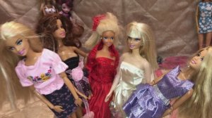 Модный показ кукол барби на подиуме