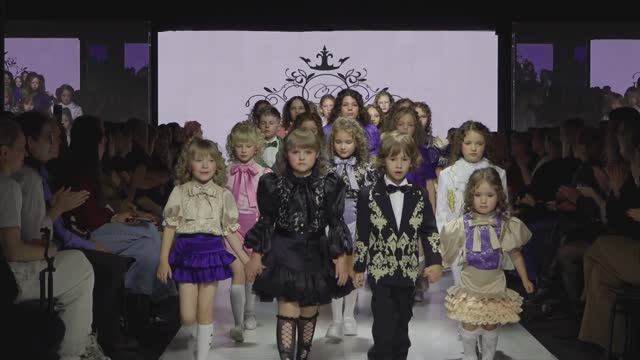 Dasha Beauty Wear на Неделе моды в Екатеринбурге / 8 ноября 2025