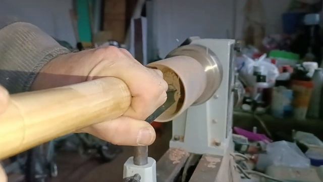 чашки из комля яблони на токарном станке смотреть онлайн