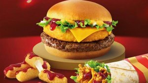 Бургер говядина в Rostic’s ! Обзор на Новогоднее меню с клюквенным соусом.