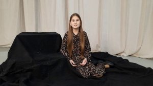 Александр Феденко  "Кирпич" исполняет Анна Шендрикова.