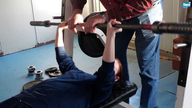 В Таре прошла спартакиада людей с ограниченными физическими способностями (02.12.2025) смотреть онлайн